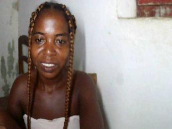 Christina-2 webcam bongacams model stream image