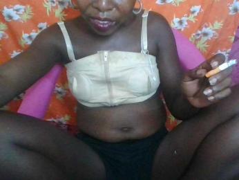 Christina-2 webcam bongacams model stream image