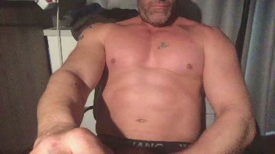 CroasanMaduro webcam cam4 model stream image