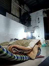 Amazing-kissing webcam model stream image