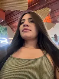 Isabella21_ webcam stripchat model stream image