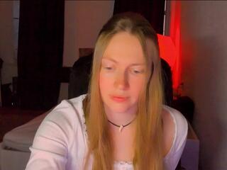 Cassie Evansson webcam model stream image