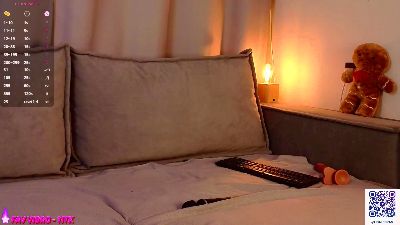 LisanBrown webcam model stream image