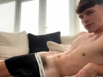 lewisboothyy webcam model stream image