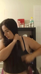 LuxeBC webcam model stream image