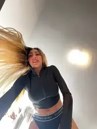 BonyBon29 webcam stripchat model stream image