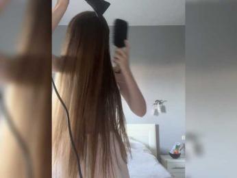 LUCKILYGIRL webcam model stream image