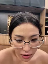 zhenzhen666 webcam model stream image