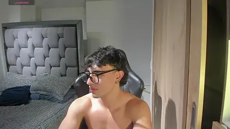 zack_lenox webcam model stream image