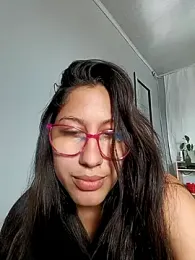 Karoline_Levy webcam model stream image
