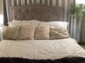cathalina_goddess webcam model stream image