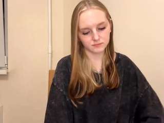 petrinatoudle webcam model stream image