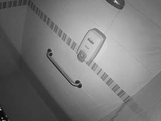 voyeurcam-jb-jail-shower webcam model stream image