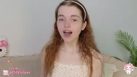 petiteluluxx webcam model stream image