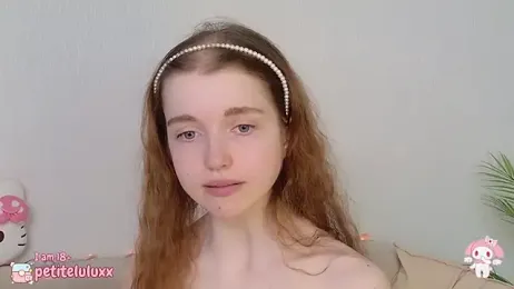 petiteluluxx webcam model stream image