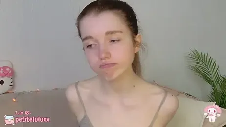 petiteluluxx webcam model stream image