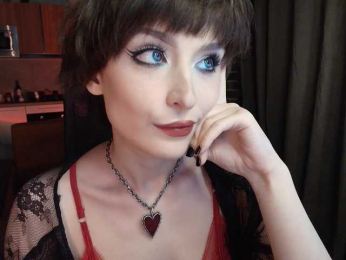 lunelucy webcam model stream image