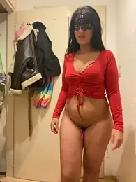 Milana_UK webcam model stream image