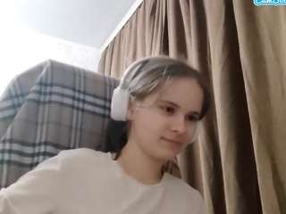 yadirabottomly webcam model stream image