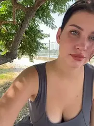 KikiWatson webcam model stream image