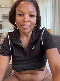 slimcateee webcam model stream image