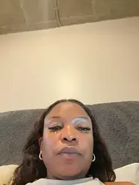 slimcateee webcam model stream image