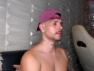 William Madrid webcam model stream image
