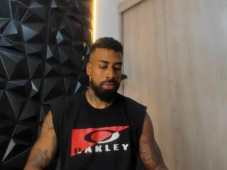 Ostin Daniels webcam model stream image