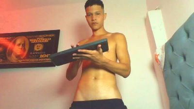 twincock22 webcam model stream image