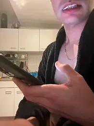 Arabianrainbow webcam model stream image