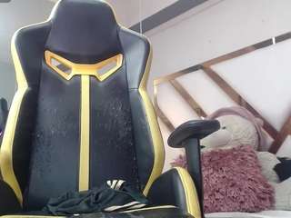 boyfucks webcam model stream image