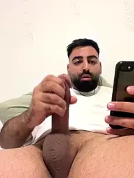 bignasthairy webcam model stream image