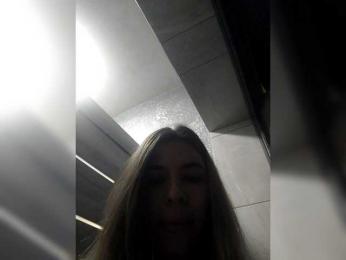 Kvitka4804 webcam model stream image