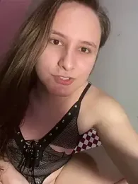 Queen_Cearence webcam model stream image