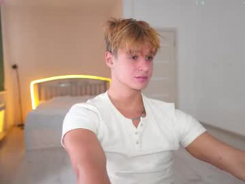 dave_maxwell webcam chaturbate model stream image