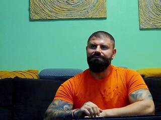 Xtream Leonard webcam model stream image