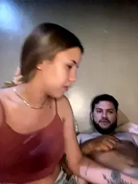 coupleyys webcam stripchat model stream image