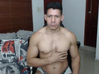 Manolo Vega webcam flirt4free model stream image