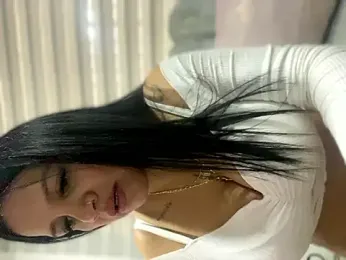 Milff_parkerrr webcam model stream image