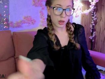 Elsiee-Cuttiess webcam model stream image