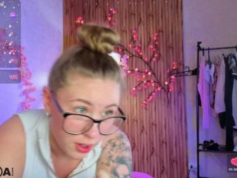 Elsiee-Cuttiess webcam model stream image