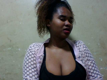 Marie121 webcam bongacams model stream image