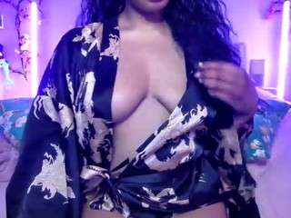 lalaivey webcam model stream image