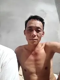 myle-couple22 webcam model stream image