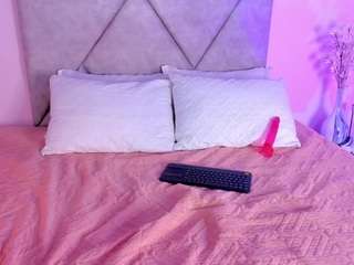 sophiiavega webcam model stream image