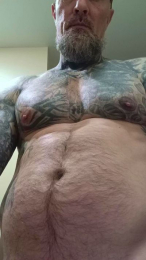 bradrobison77 webcam model stream image