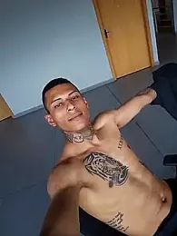 oPretin013 webcam model stream image