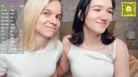 KarinStfleur webcam model stream image
