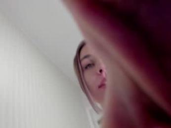 aminaswan_ webcam model stream image