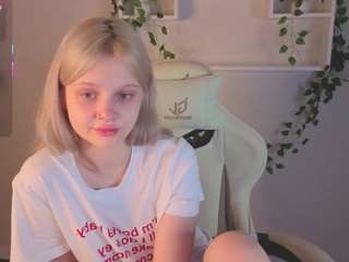 katrina-bail webcam camsoda model stream image